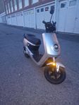 niu m sport+ elmoped  klass1