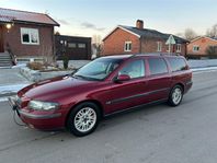 Volvo V70 2.4 140hk Manuell 2004