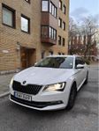 Skoda Superb Kombi 2.0 TDI Business Edition, Lågmil SoV däck