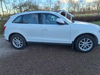 Audi Q5 2.0 TDI quattro Design Euro 5 1 ägare 170hk