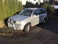 Suzuki Grand Vitara XL-7 2.7 V6 4WD