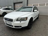 Volvo V50 2.4 Kinetic Ny besiktad, S/V hjul 