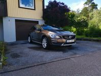 Volvo V60 Cross Country D4 AWD Geartronic Summum Euro 6