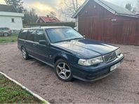 Volvo 960 Kombi 2.5, Nybes