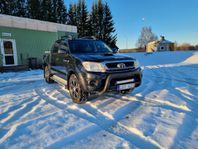 Toyota Hilux 2.5 Black edition 4x4