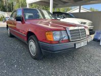 Mercedes-Benz 200 