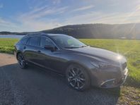 Mazda 6 Wagon 2.2 SKYACTIV-D SoV-däck MoK-värmare Dragkrok