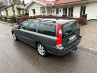 Volvo V70 2.5T Momentum Euro 4