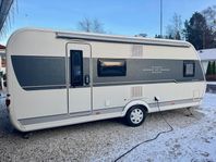 HOBBY 560 KMFE DE LUXE -20 / förtält 