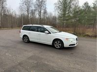 Volvo v70 fas2 a-traktor d5 diesel nybesiktigad 