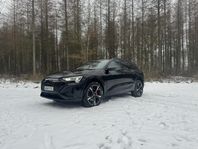 Audi Q8 55 e-tron quattro S Line Euro 6