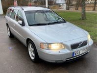 Volvo V70 2.5T AWD Kinetic nyskattad