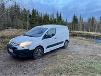 Citroën Berlingo nybesiktigad 