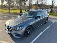 Mercedes-Benz E220 Td 4MATIC AIRMATIC AMG Panorama Widescree