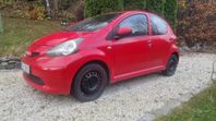 Toyota Aygo 5-dörrar 13500 mil Årsmodell 2007