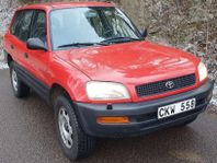 Toyota RAV4 5-dörrar 2.0 4WD. Bra skick, ny kamrem