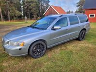 Volvo V70 2.5T AWD Classic, Momentum bud