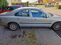 Nybesiktigad Volvo S60 2.4 Euro 4 170 HK