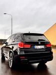 BMW X5 M50d Fullutrustad Panorama, H/K, HuD, Individual perf