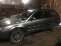 Subaru Outback 2.5 4WD