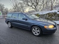 Volvo V70 2.4 140HK | Dragkrok| Välskött| 2006