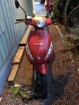 PIAGGIO ZIP 45 4T klass 1 moped 