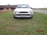 Ford Escort 1,6 CLX 97a demonteras