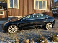 Billigaste Tesla Model 3 LR awd + accboost + drag på blocket