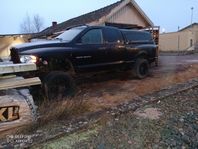 Dodge RAM 2500 Quad Cab 5.9 Cummins 4x4