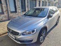 Volvo V60 Cross Country  D4 Summum