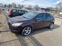 Ford Focus 1.6 titanium disel NyBesiktning.104500 mil