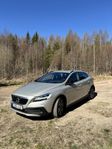 Volvo V40 Cross Country D3 Momentum Euro 6 - kamrem bytt