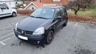 Renault Clio 1.2 16v dragkrok nybesiktigad