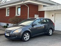 Kia CEED cee'd_sw 1.6 CRDi EX Euro 4 115hk