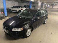 Volvo V50 1.8 Flexifuel Kinetic , Facelift Låga Mil Nyservad