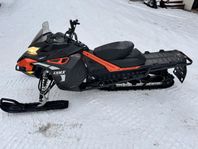 Lynx Xterrain 600 efi 3700 -23 JULEXTRA