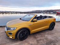 Volkswagen T-Roc Cab 1.5 TSI R-LINE 1 äg NYSKICK