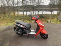 Eu-moped Peugot Kisbee