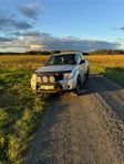 Nissan Navara a-traktor ny-bess 