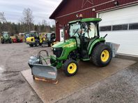 JD 4720 4WD i mycke fint skick