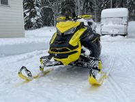 Ski-Doo Renegade X-rs 900 Turbo-R -22