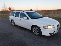 nybes Volvo V70n 2.4D Classic, 19500kr