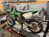 Kawasaki kx 250 -04