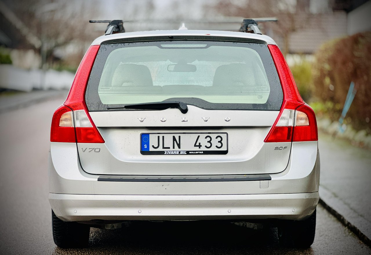 Volvo V70 2.0 Flexifuel Momen...