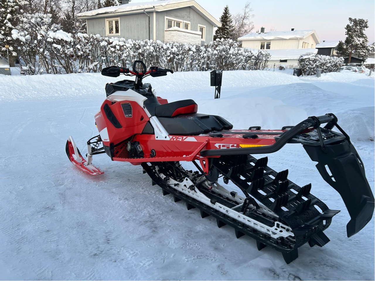 Ski-Doo Summit Expert 850 154...