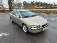 Volvo S60 2.5T 210Hk Automat Dragkrok Ny Besiktad 