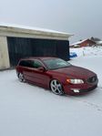 Volvo V70  Momentum 