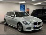 BMW M135i xDrive Låga mil