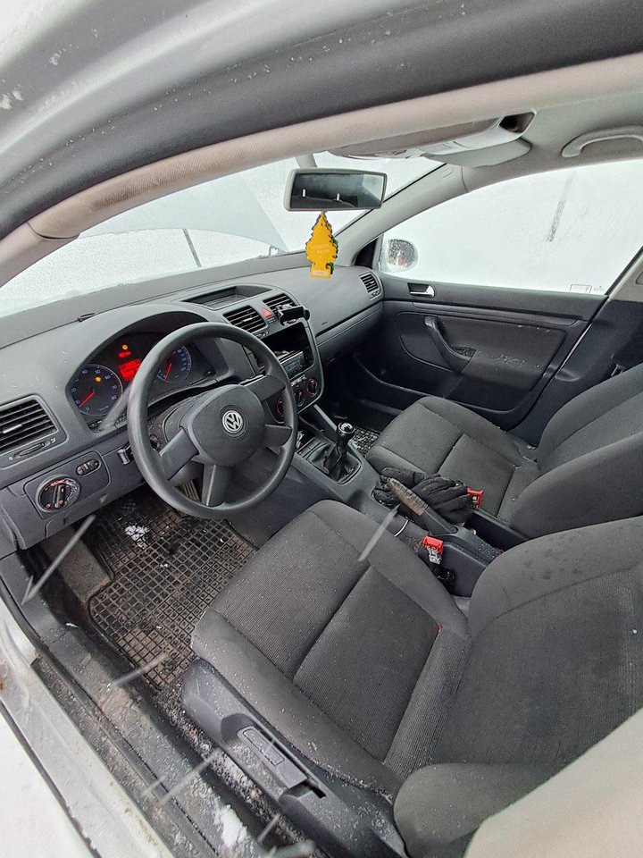 Volkswagen Golf 1.6 fsi