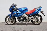 Yamaha SZR 660 från 1996 med 1680 mil på mätaren!